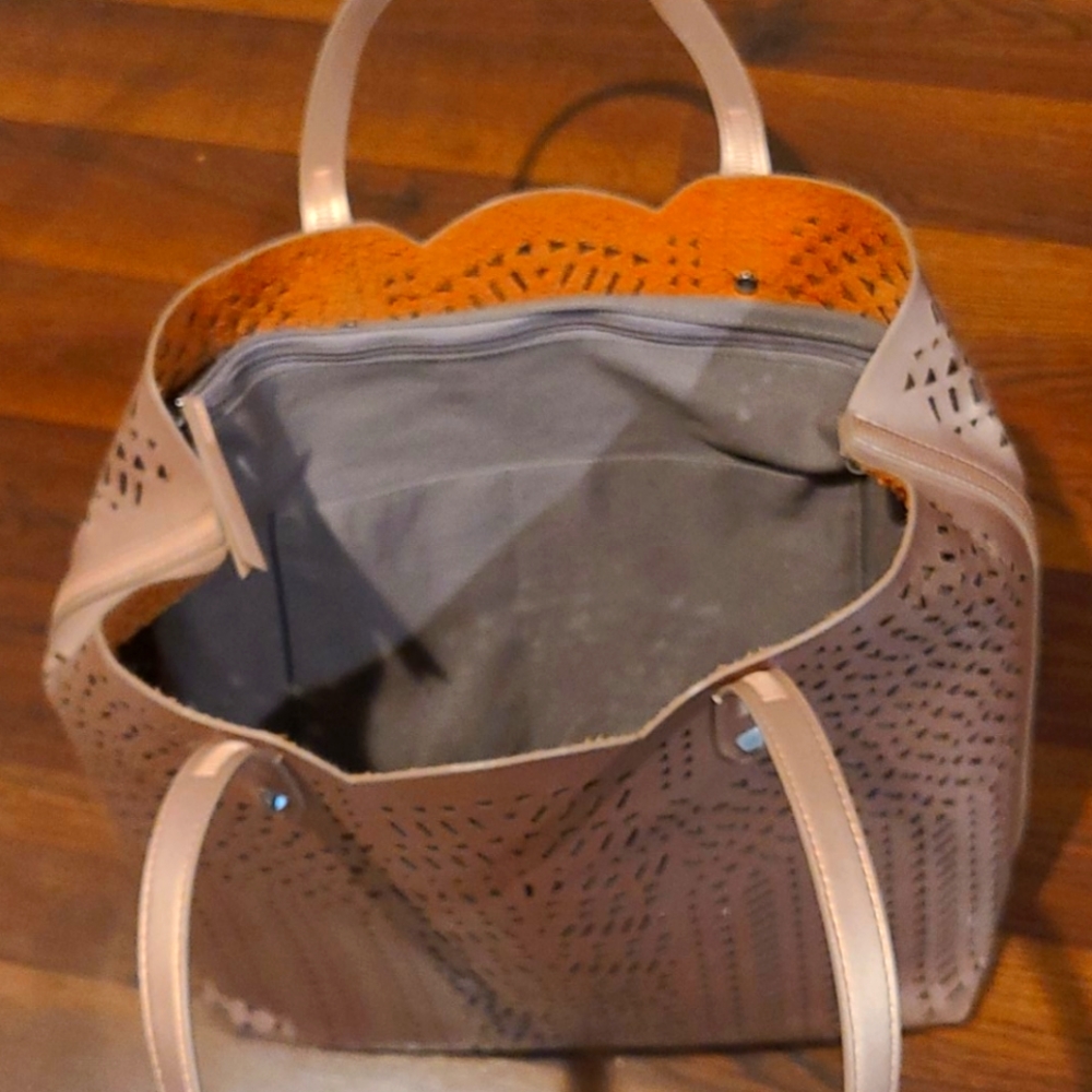 Versatile Tote - image 2
